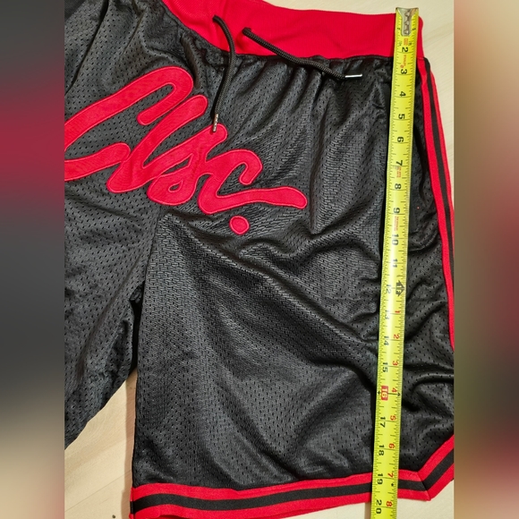 Clsc Men’s Gym Shorts black red size Large - Picture 5 of 11